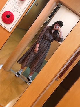 「AG（エージー）のアイテム（ワンピース/ドレス、ブラウン系）」を使った、ricoさん（レディース・163cm）の秋コーディネート