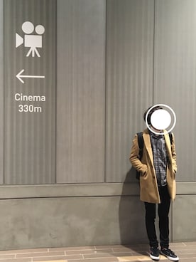 「FRED PERRY」｜「アイテム（チェスターコート）」を使った、Eddieさん（メンズ・168cm）の冬コーディネート