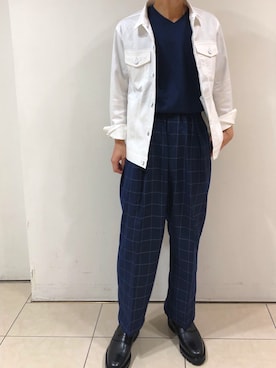 「NANO universe（ナノユニバース）の《汗染み防止》Anti Soaked ヘビーVネックTシャツ（Tシャツ/カットソー）」を使った、nano・universe ルミネ北千住 Mensさん（メンズ・170cm）の夏コーディネート