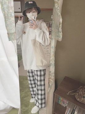 えもさん（レディース・161cm）の春コーディネート