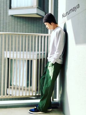 「エアジョーダン1」｜「アイテム（スウェット）」を使った、くるまやさん（メンズ・165cm）の春コーディネート
