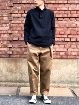 「LOLO（ロロ）のアイテム」を使った、くるまやさん（メンズ・165cm）の春コーディネート