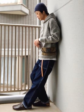 「HIGHLAND 2000（ハイランドトゥーサウザンド）のHIGHLAND 2000/ハイランド2000　IRISH LINEN 2×1 WATCH CAP　（303）（ニットキャップ/ビーニー）」を使った、くるまやさん（メンズ・165cm）の春コーディネート