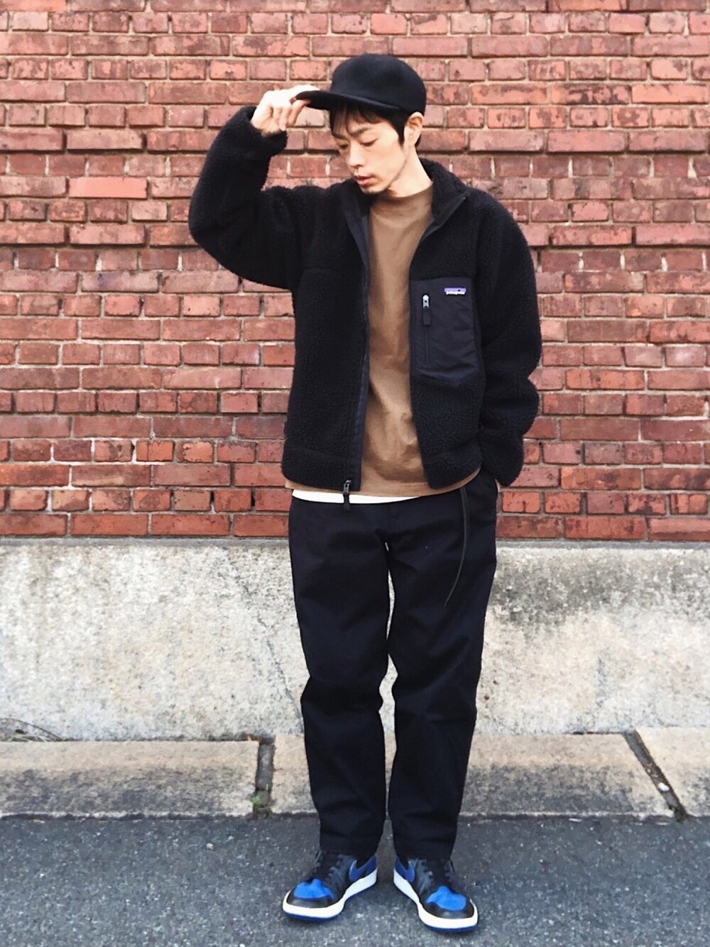 「年末WEAR感謝祭、冬コーデ、シンプル、キャップ、フリース、レトロX、patagonia、UNIQLO U、Hender Scheme、NIKE」｜「SUBLIMEのアイテム（キャップ、ブラック系）」を使った、くるまやさん（メンズ・165cm）の冬コーディネートの1枚目の写真