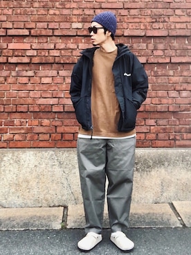 「NIDO（ニド）のアイテム（パンツ）」を使った、くるまやさん（メンズ・165cm）の冬コーディネート