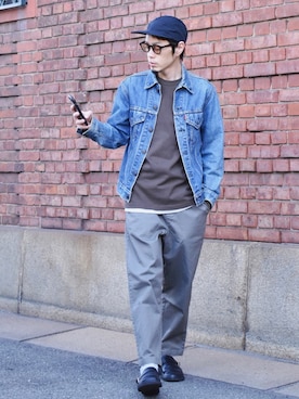 「NIDO（ニド）のアイテム（パンツ）」を使った、くるまやさん（メンズ・165cm）の春コーディネート