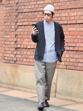 「NIDO（ニド）のアイテム（パンツ）」を使った、くるまやさん（メンズ・165cm）の春コーディネート