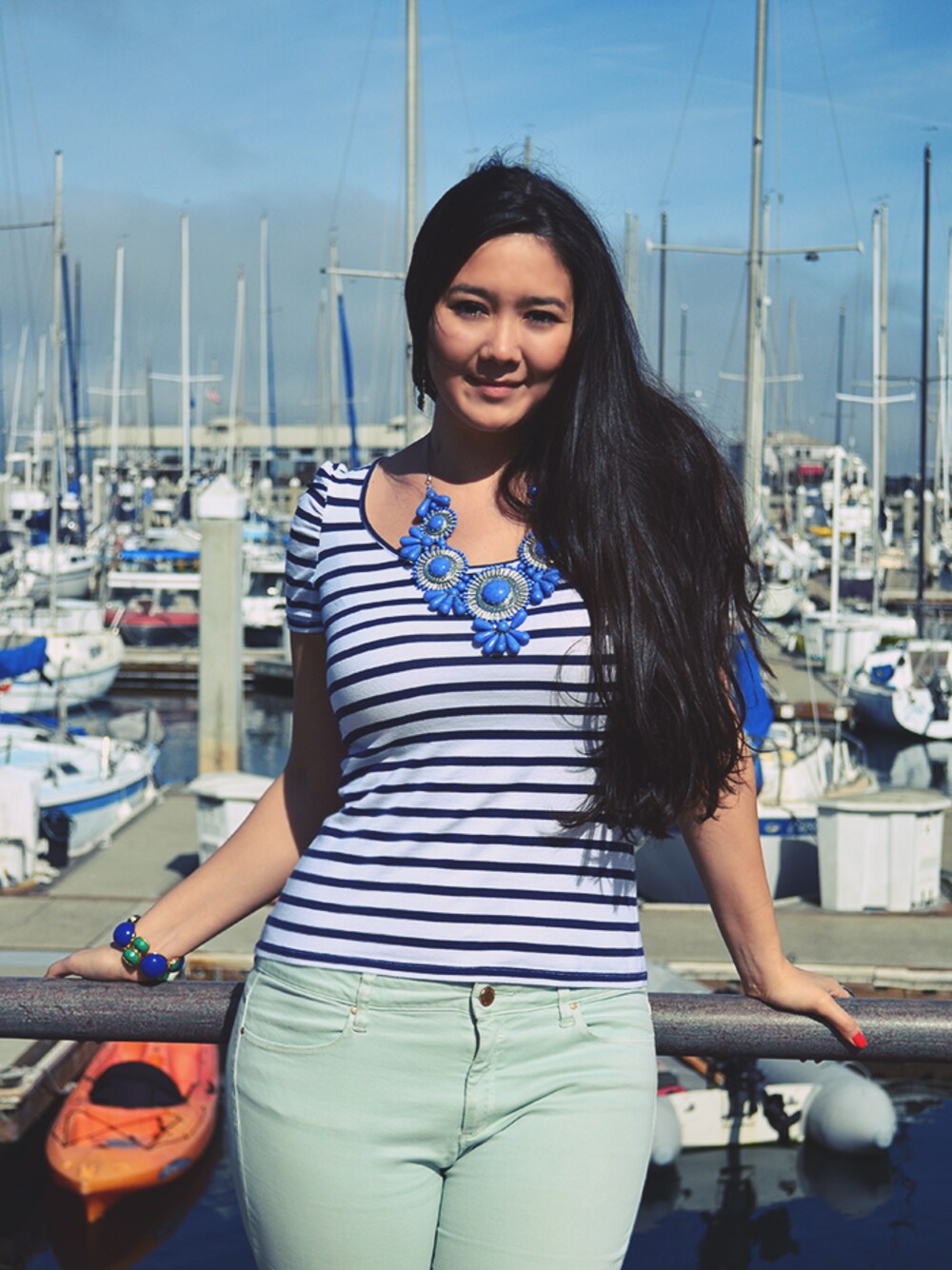 「beaded、bracelet、cuff、denim、http://letote.com/、http://www.swellcaroline.com/、jeans、necklace、top、ZARA」｜Elise Armitageさん（レディース）の秋コーディネートの1枚目の写真