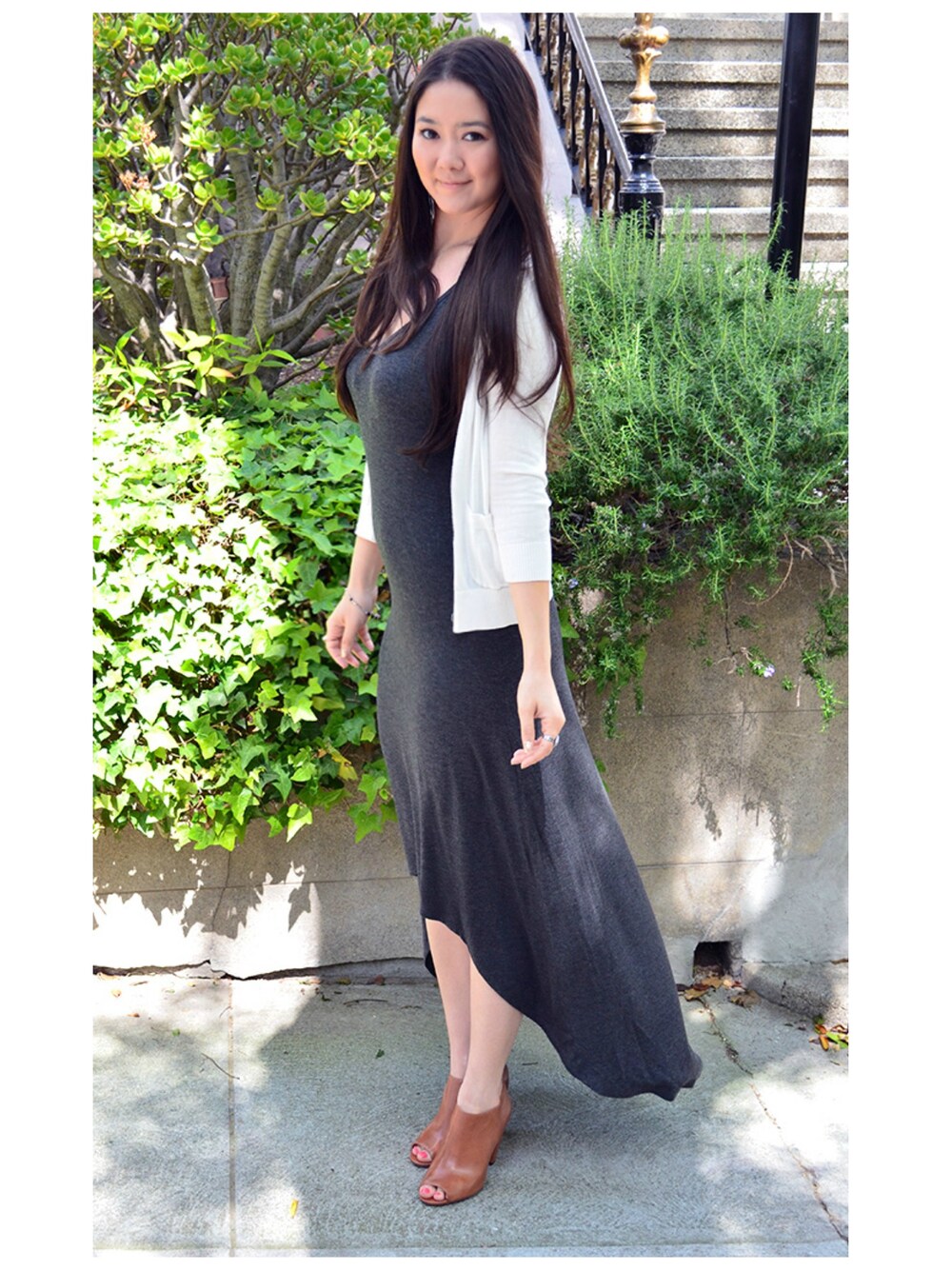 「Ankle、BANANA REPUBLIC、booties、dress、Hi-low、leather、mossimo、Peep-toe」｜Elise Armitageさん（レディース）の夏コーディネートの1枚目の写真