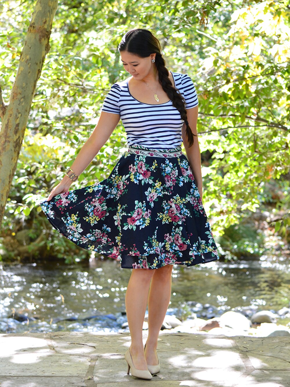 「1802、bracelet、cuff、necklace、skirt、top、ZARA」｜Elise Armitageさん（レディース）の秋コーディネートの1枚目の写真