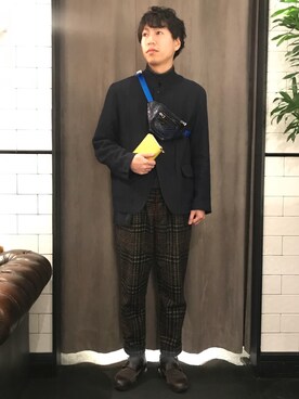 「アイテム（財布、イエロー系）」を使った、にっしーさん（メンズ・175cm）の冬コーディネート
