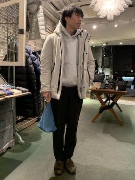 「Magnu（マヌー）のMagnu/マヌー/Tee Pee pouch（ハンドバッグ）」を使った、にっしーさん（メンズ・175cm）の冬コーディネート