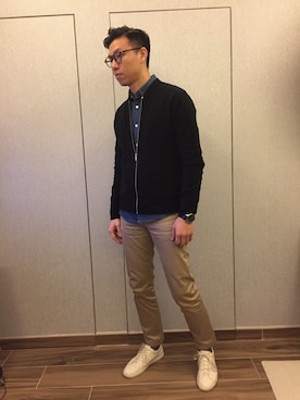 「COS（コス）のアイテム（MA-1）」を使った、Ivanさん（メンズ・183cm）の冬コーディネート