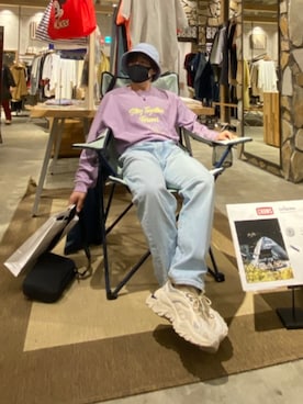 「BTS」｜「アイテム（帽子）」を使った、conさん（メンズ・158cm）の春コーディネート
