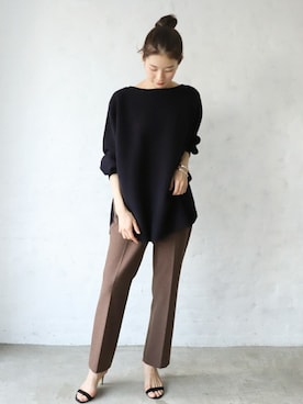 「アイテム（パンツ、イエロー系）」を使った、Neneさん（レディース・164cm）の秋コーディネート