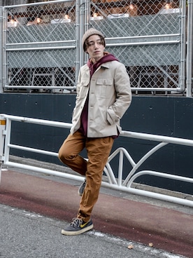 「nonnative（ノンネイティブ）のアイテム（スラックス）」を使った、Haruki Tadaさん（メンズ・170cm）の秋コーディネート