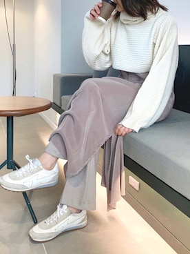 「MARC JACOBS（マークジェイコブス）のアイテム（スニーカー）」を使った、zzzharuzzzさん（レディース・161cm）の冬コーディネート