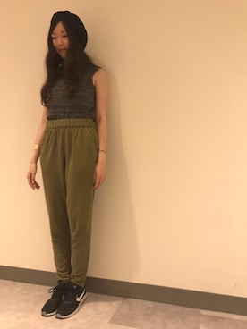 「アースカラー」｜「アイテム（ハンチング/ベレー帽）」を使った、14+ コピス吉祥寺店 スタッフさん（レディース・160cm）の夏コーディネート