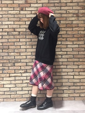 「アイテム（ハンチング/ベレー帽、ピンク系）」を使った、14+ コピス吉祥寺店 スタッフさん（レディース・152cm）の冬コーディネート