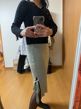 「Chesty（チェスティー）のアイテム（トップス）」を使った、MANAさん（レディース・162cm）の冬コーディネート