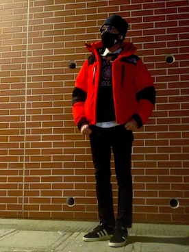 「アイテム（ダウンジャケット/コート、レッド系）」を使った、kokkoさん（メンズ・170cm）の冬コーディネート