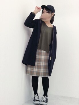 「フードコート」｜「アイテム（キャップ）」を使った、みくこさん（レディース・155cm）の秋コーディネート