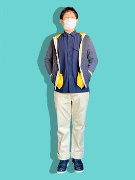 ソックス 靴下を使った ベージュパンツ の人気ファッションコーディネート Wear