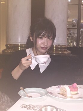 「Sretsis（スレッシス）のアイテム」を使った、河村美咲さん（レディース・165cm）の冬コーディネート