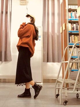 「MONKI（モンキ）のアイテム（パーカー）」を使った、RyoUgISeikOさん（レディース・165cm）の秋コーディネート