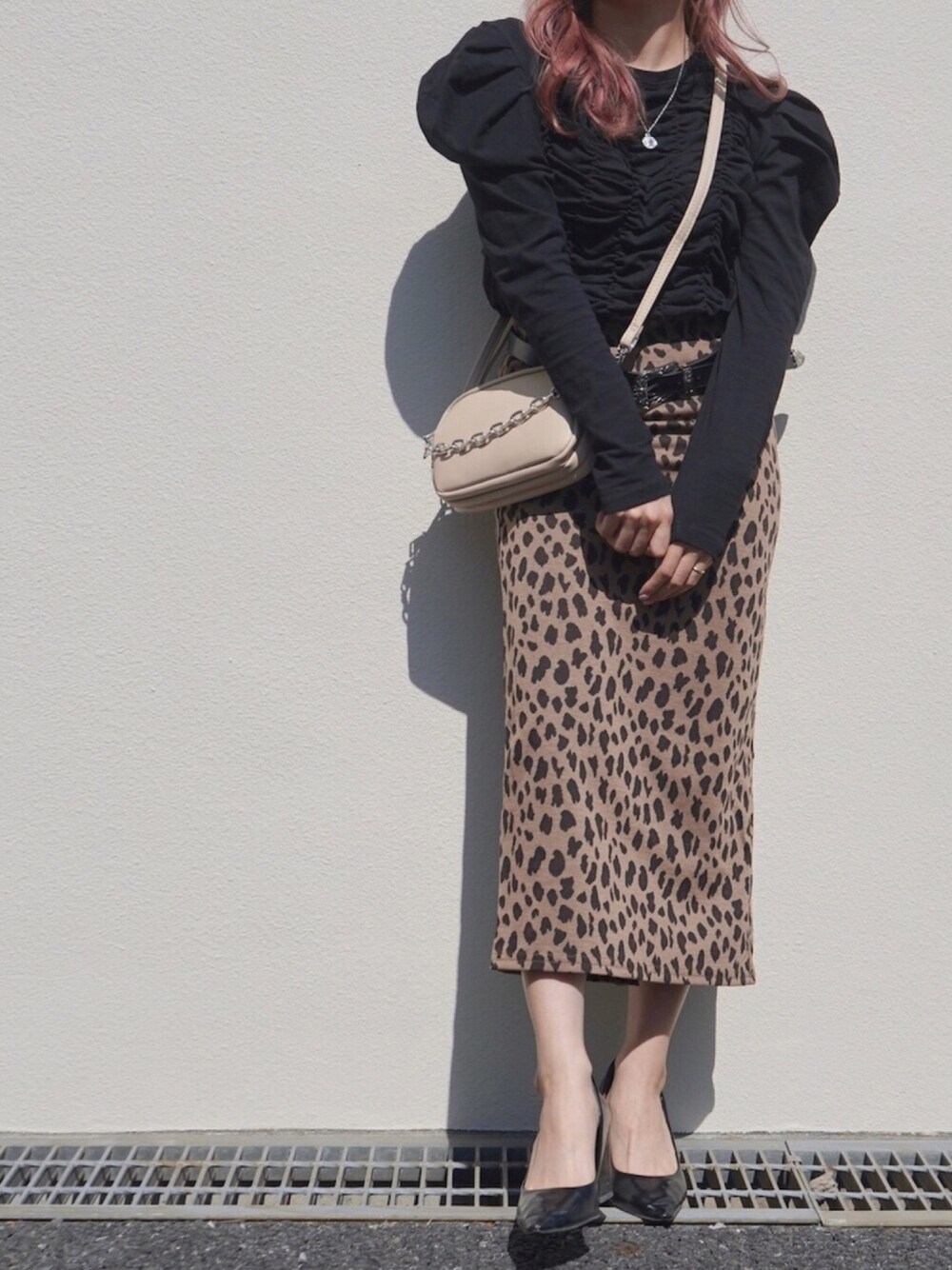 A.D.Gさんの「Leopard Stretch H-Line Long Skirt (brown)（A.D.G）」を使ったコーディネートの1枚目の写真