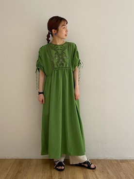 W Closet ダブルクローゼットのワンピース グリーン カーキ 緑色系 刺繍 コーディネート Zozotown
