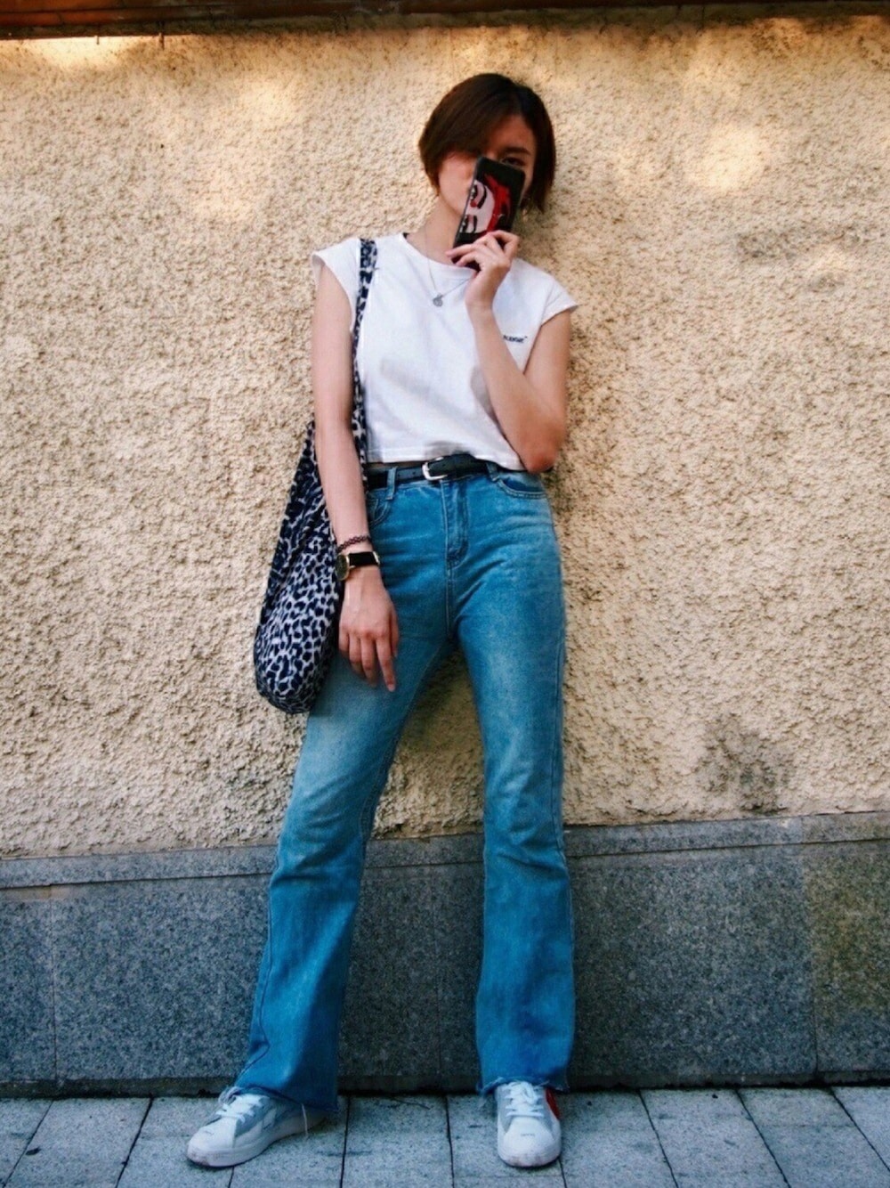 「summer、クラシック、レオパード、デニムパンツ」｜「Fのアイテム（ショルダーバッグ、その他）」を使った、-schumannさん（レディース・165cm）の夏コーディネートの1枚目の写真