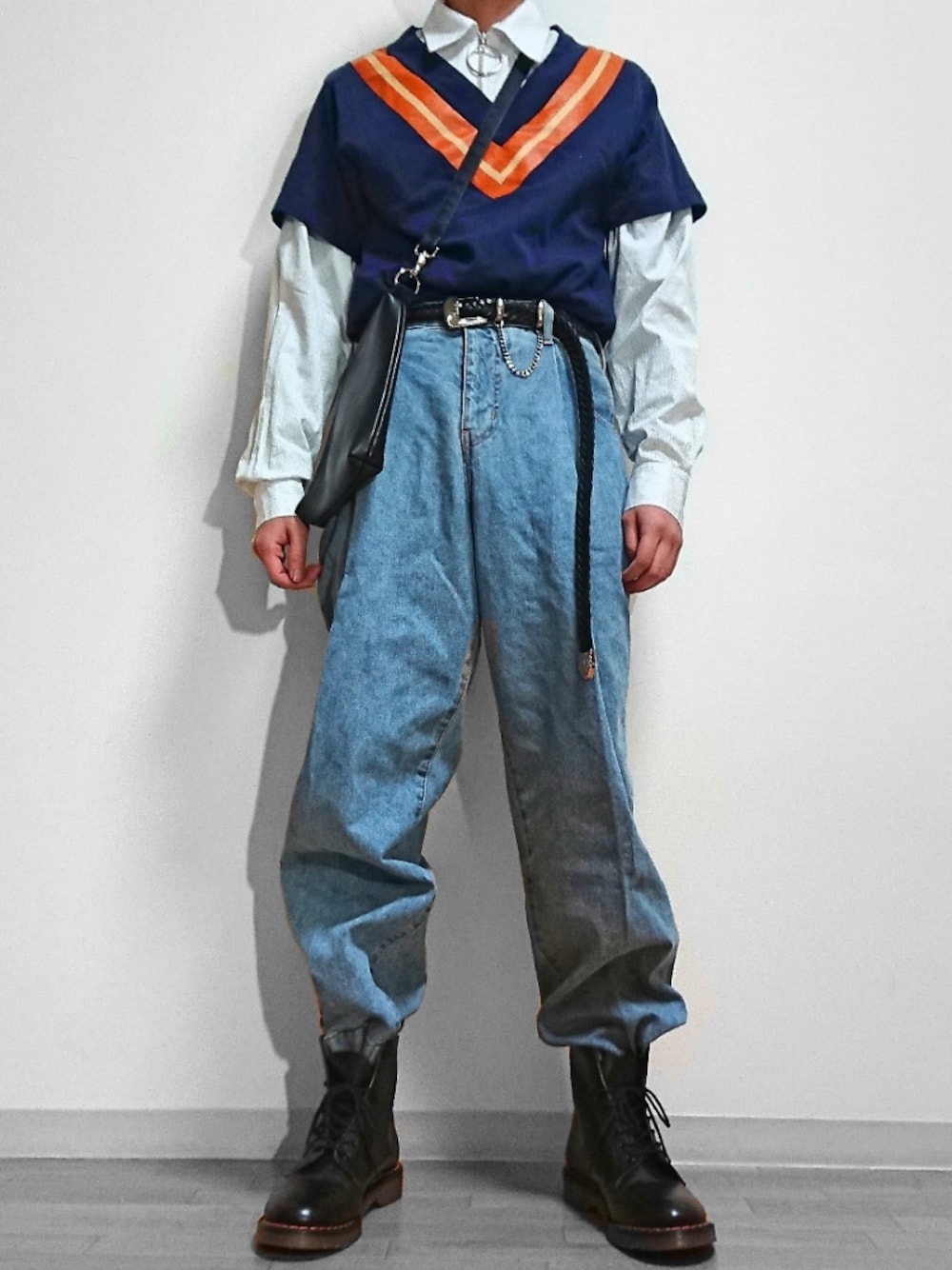 「春コーデ、Dr.Martens、jieda、neonsign、kaiko、punk、school、vintage、古着、古着MIX」｜「Jiedaのアイテム（ベルト、ブラック系）」を使った、RINTAROさん（メンズ・168cm）の冬コーディネートの1枚目の写真