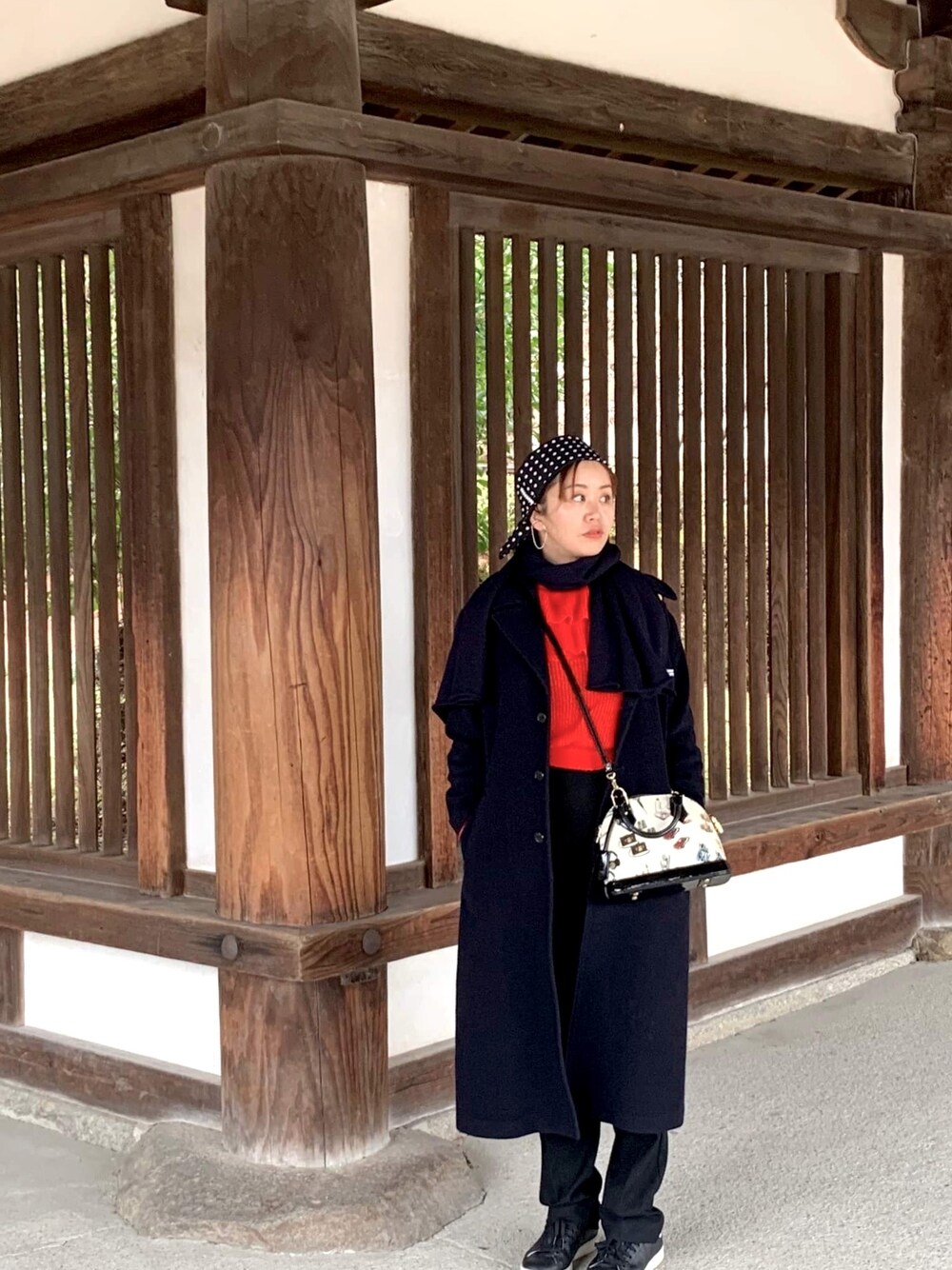 「カジュアルコーデ、旅行、旅コーデ、ZARA BASIC」｜「ZARAのアイテム（ニット/セーター、レッド系）」を使った、Mimoさん（レディース・163cm）の冬コーディネートの1枚目の写真