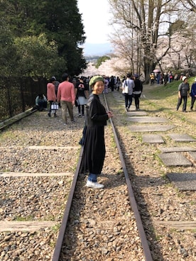 「さんぽ」｜「アイテム（ジャケット/アウター）」を使った、ehさん（レディース・157cm）の春コーディネート