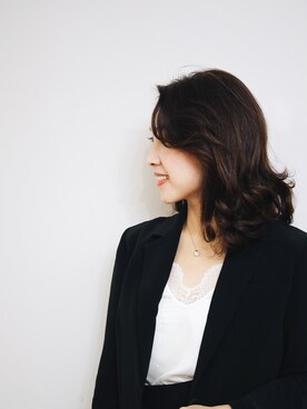 「通勤穿搭」｜「アイテム（キャミソール）」を使った、妮娜Ninaさん（レディース・159cm）の秋コーディネート
