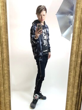 「コロナに負けない」｜「アイテム（ナイロンジャケット）」を使った、NEOJAakaDJROODさん（メンズ・178cm）の春コーディネート