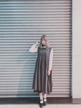 「日系极简」｜「アイテム（ジャンパースカート）」を使った、シン✎森森さん（レディース・164cm）の秋コーディネート