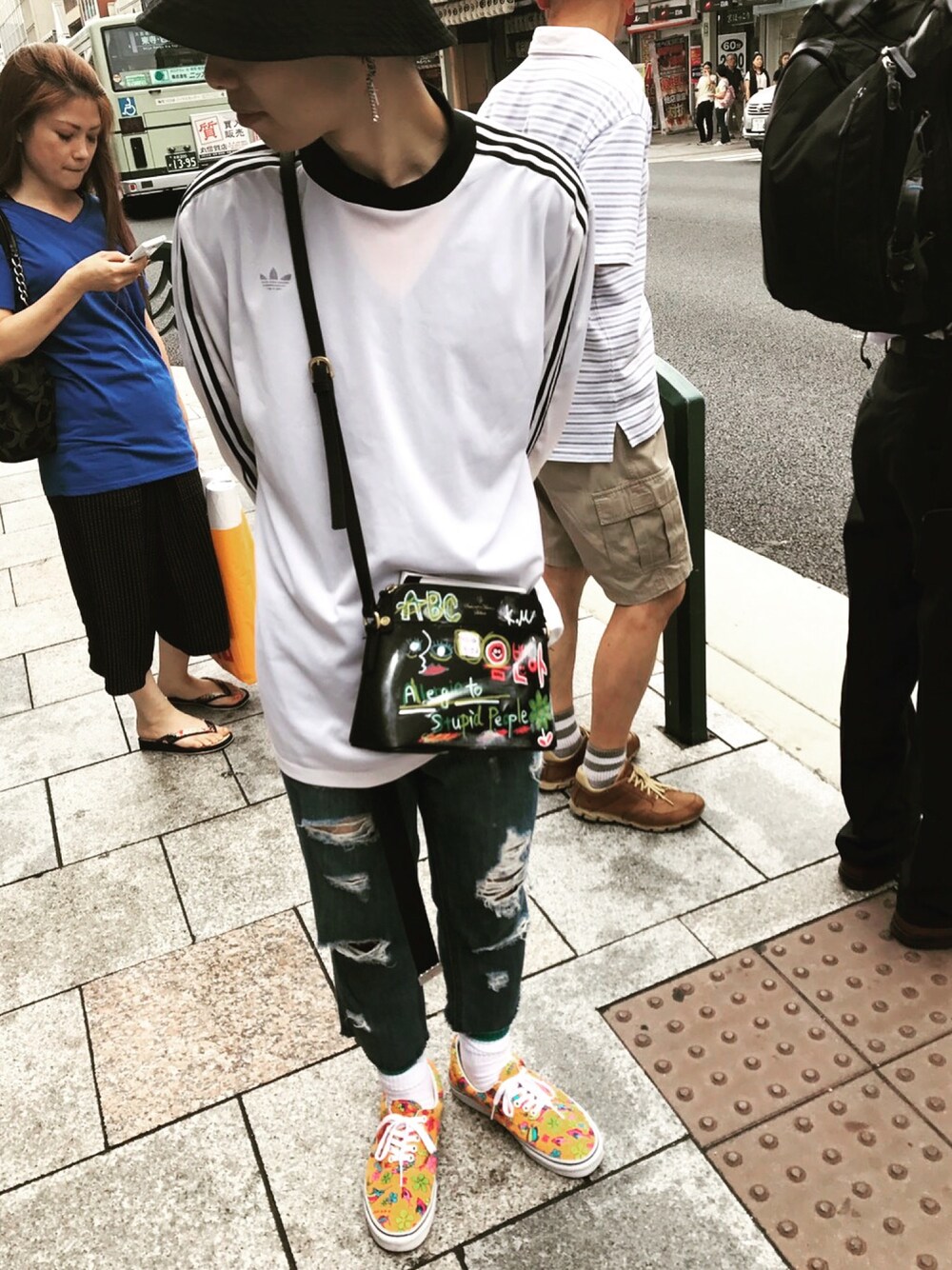 「京都」｜「古着のアイテム（ハット、ブラック系）」を使った、おでんさん（メンズ・167cm）の夏コーディネートの1枚目の写真