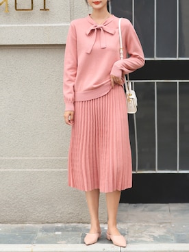 セットアップ（オレンジ系）を使った人気ファッションコーディネート