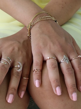 「FOREVER 21（フォーエバー トゥエンティーワン）のアイテム（リング）」を使った、Kathryn Andes さん（レディース・168cm）の夏コーディネート