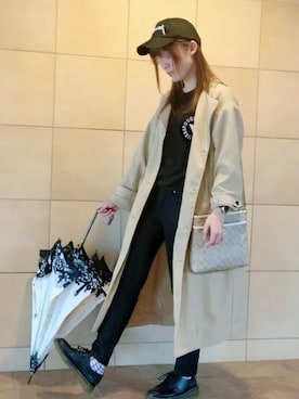 「Te chichi TERRASSE（テチチテラス）のアイテム（トレンチコート）」を使った、リーナさん（レディース・157cm）の夏コーディネート