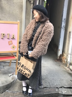 「白タイツ」｜「アイテム（その他アウター）」を使った、yuhoさん（レディース・157cm）の冬コーディネート
