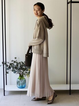 「green label relaxing（グリーンレーベルリラクシング）のCFC メタルカーブ フープ イヤリング（イヤリング）」を使った、kawamura_sさん（レディース・164cm）の秋コーディネート