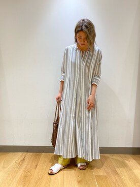 「RODE SKO（ロデスコ）のMARIA タッセルペーパーショルダー（ショルダーバッグ）」を使った、asamiさん（レディース・166cm）の夏コーディネート
