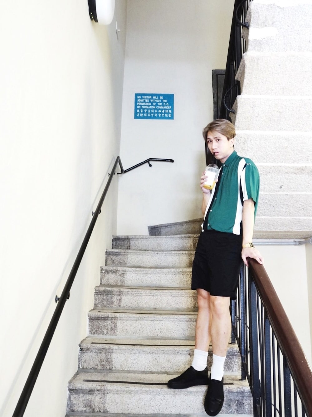 「green、colorblock、ZARA、ZARAMAN 、シンプルコーデ、シンプルスタイル、暑い、休日スタイル、UNIQLO、stripe」｜「ZARA MANのアイテム（シャツ/ブラウス、グリーン系）」を使った、htc.さん（メンズ・170cm）の夏コーディネートの1枚目の写真
