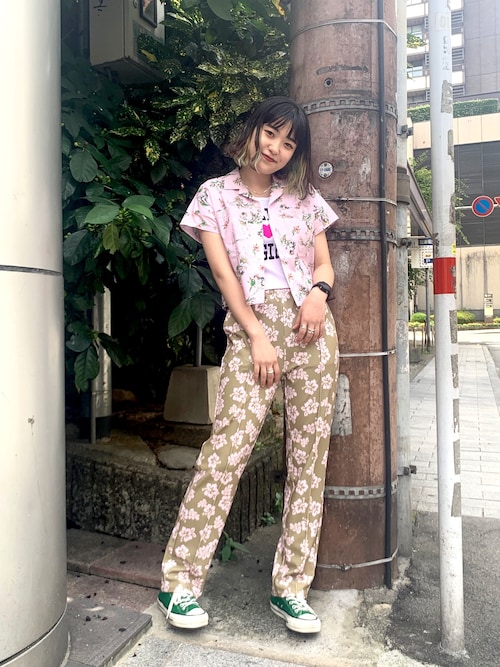 X-girl（エックスガール）の「X-girl × FALINE GIRLS ALOHA