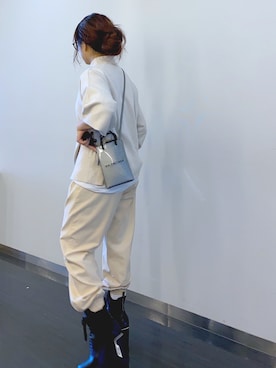 「PRADA（プラダ）のアイテム」を使った、Ｍ Ｏ Ｅ Ｋ Ｏさん（レディース・150cm）の冬コーディネート