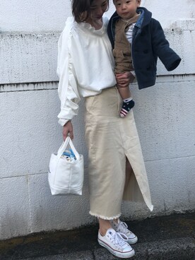 「CONVERSE（コンバース）のCONVERSE コンバース ALL STAR OX オールスター オックス（スニーカー、ホワイト系）」を使った、CHIKA さん（レディース・161cm）の冬コーディネート