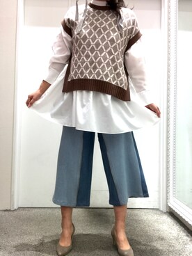 「Bab（バブ）の裾ティアードバンドカラーブラウス / デザインブラウス（シャツ/ブラウス、ホワイト系）」を使った、Yumi Ishiharaさん（レディース・170cm）の冬コーディネート